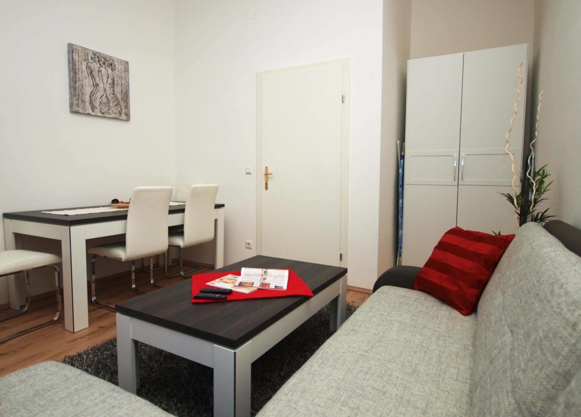 Checkvienna - Ruedengasse Apartamento Exterior foto
